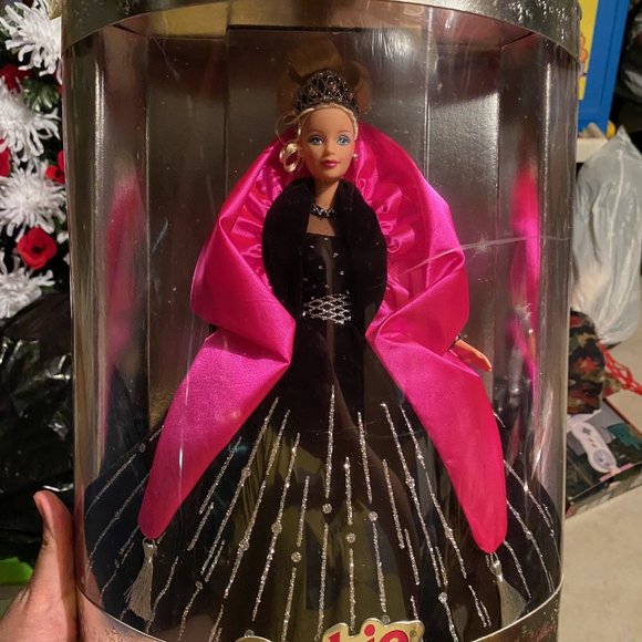 1998 Holiday Holidays Barbie - Picture 1 of 2
